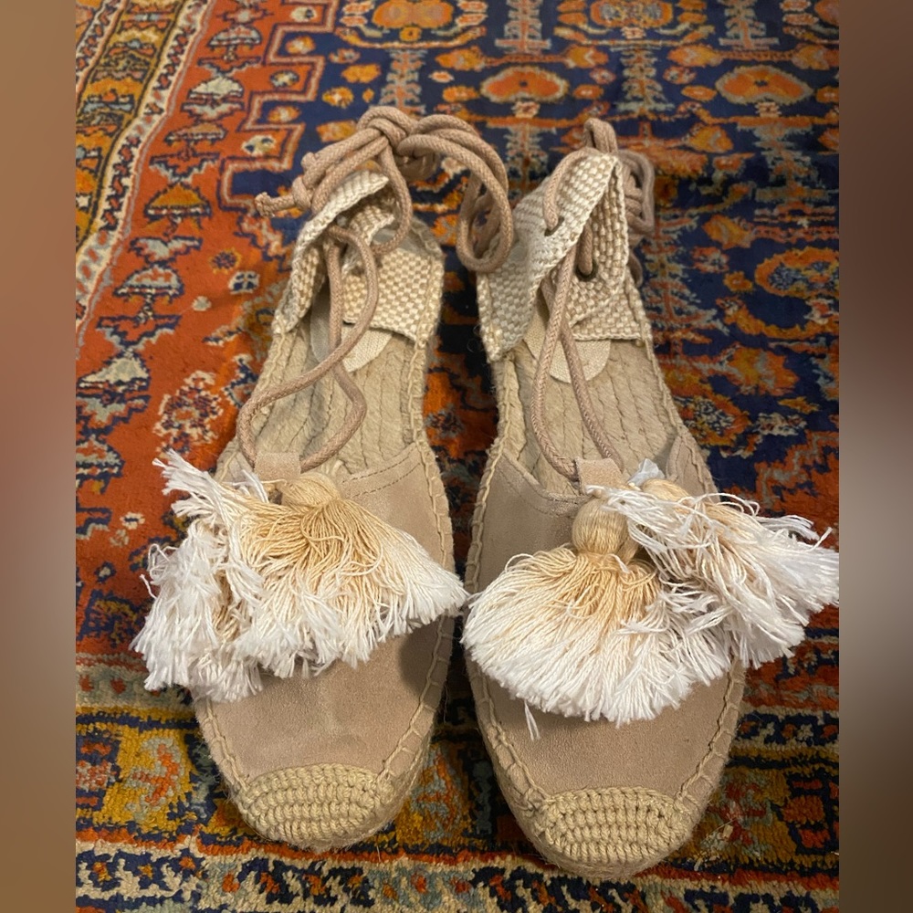 Soludos NEW never worn flats. Size 7